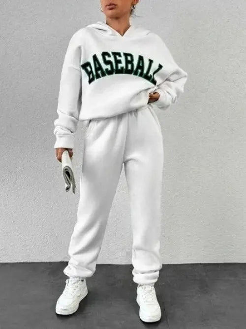 Дамски спортен комплект BASEBALL в бяло - 6524
