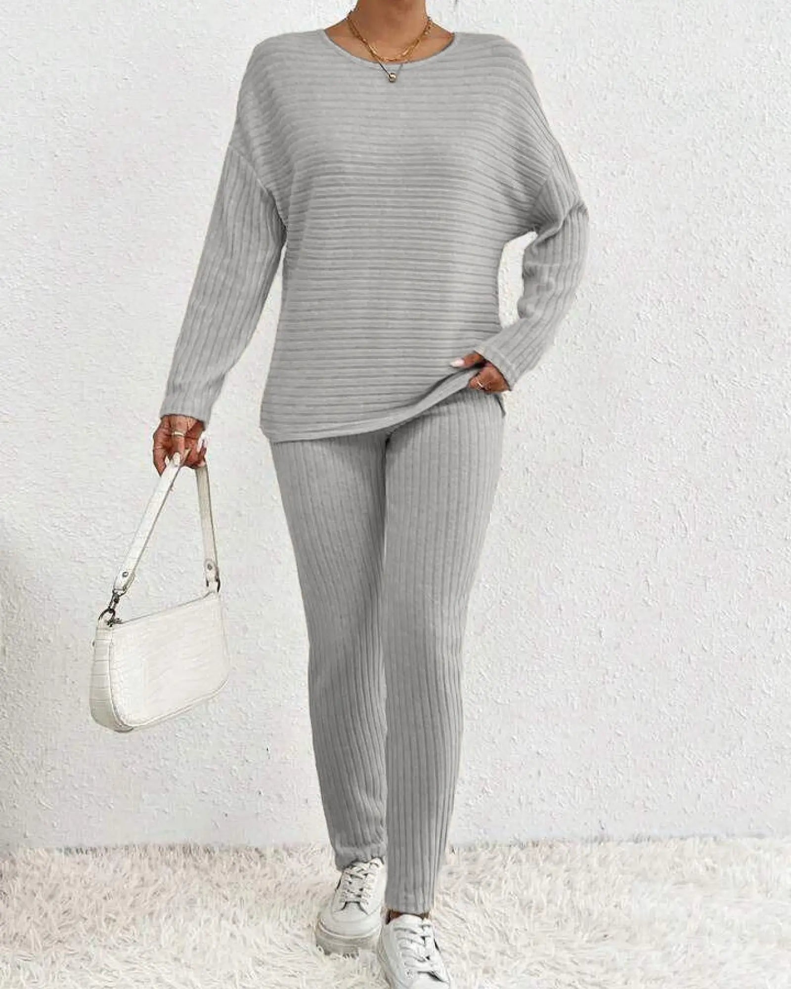 Ежедневен дамски комплект в сиво - 3342