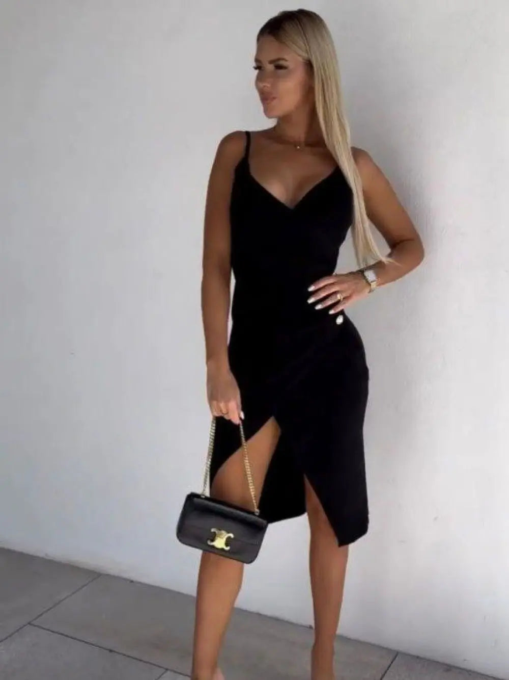 Стилна дамска рокля в черно - 24521