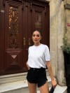 Дамска бяла блуза с къс ръкав и декоративни копчета - 3214