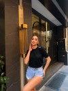 Дамска черна блуза с къс ръкав и декоративни копчета - 3214